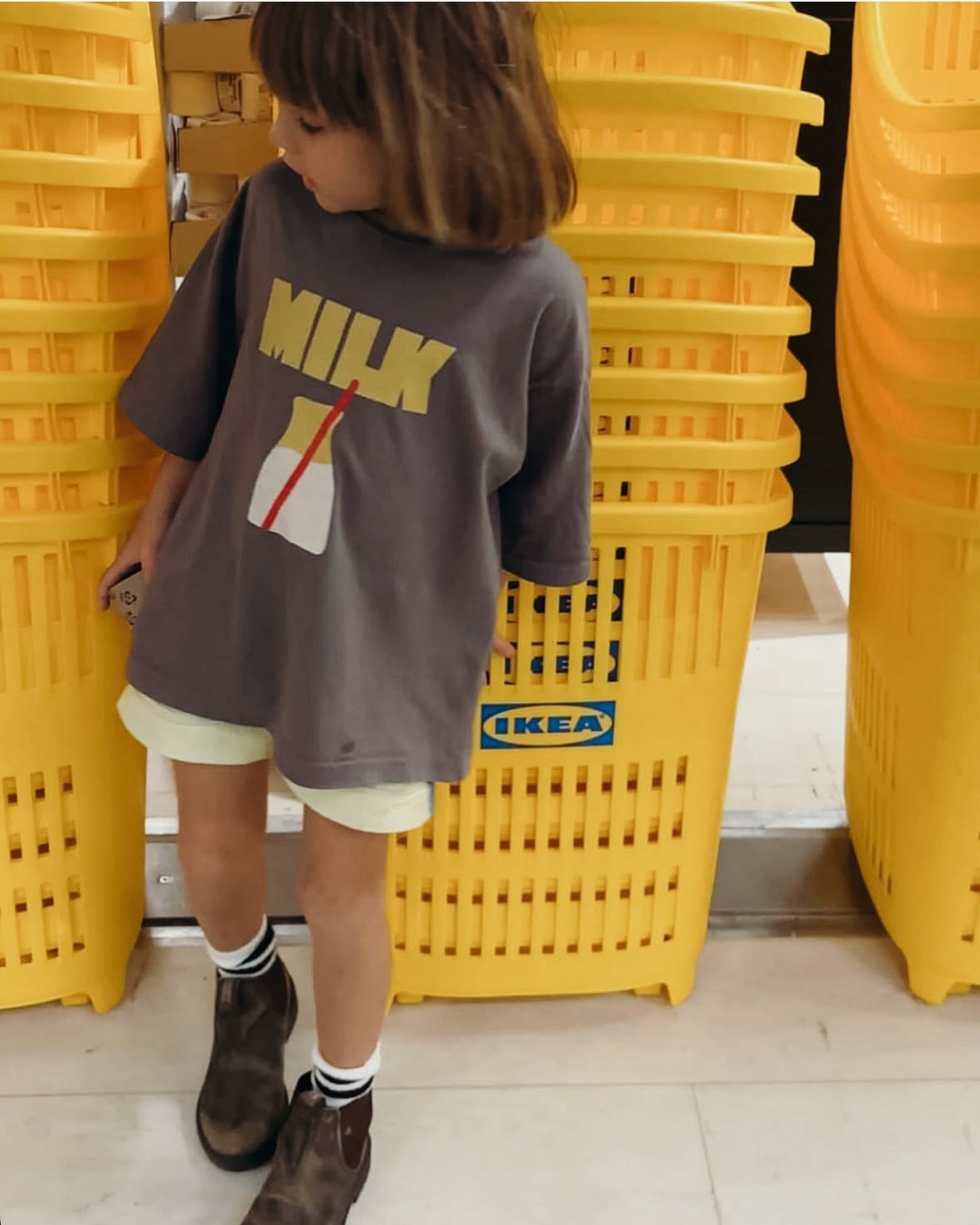 kids milk tee