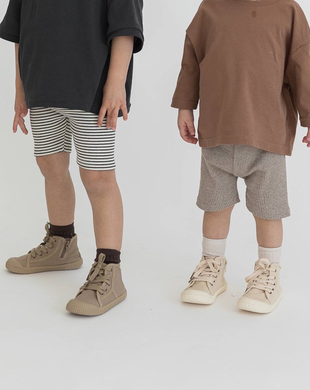 high top canvas shoes
